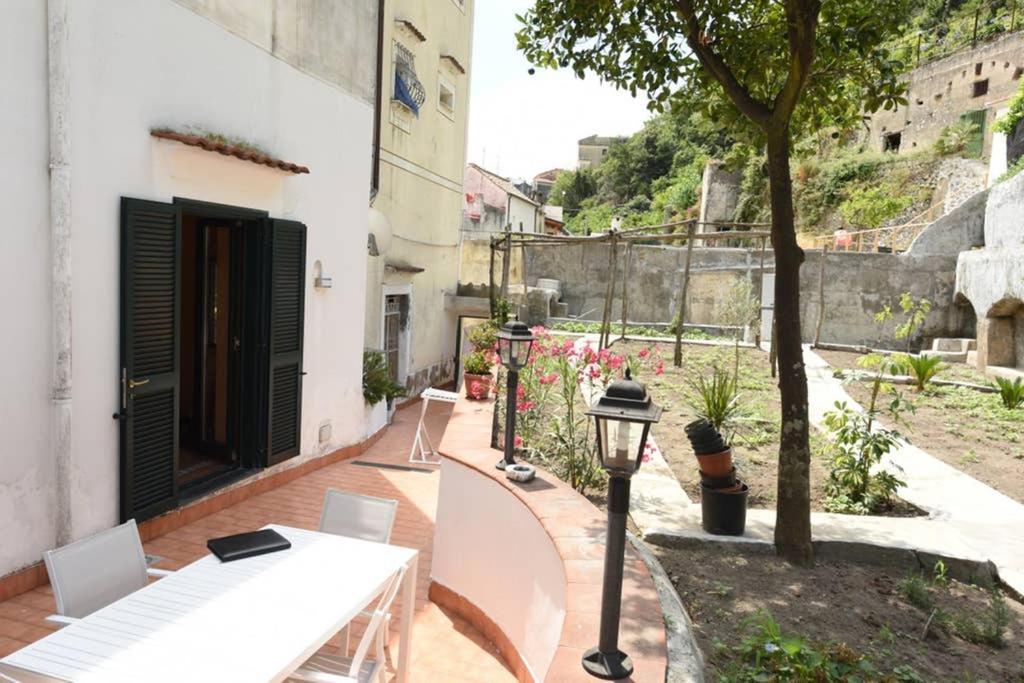 Casa Annali - House And Garden By The Amalfi Coast Villa Maiori Bagian luar foto