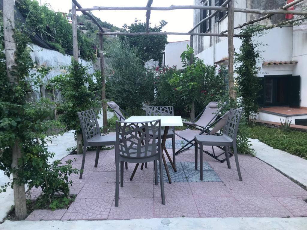 Casa Annali - House And Garden By The Amalfi Coast Villa Maiori Bagian luar foto
